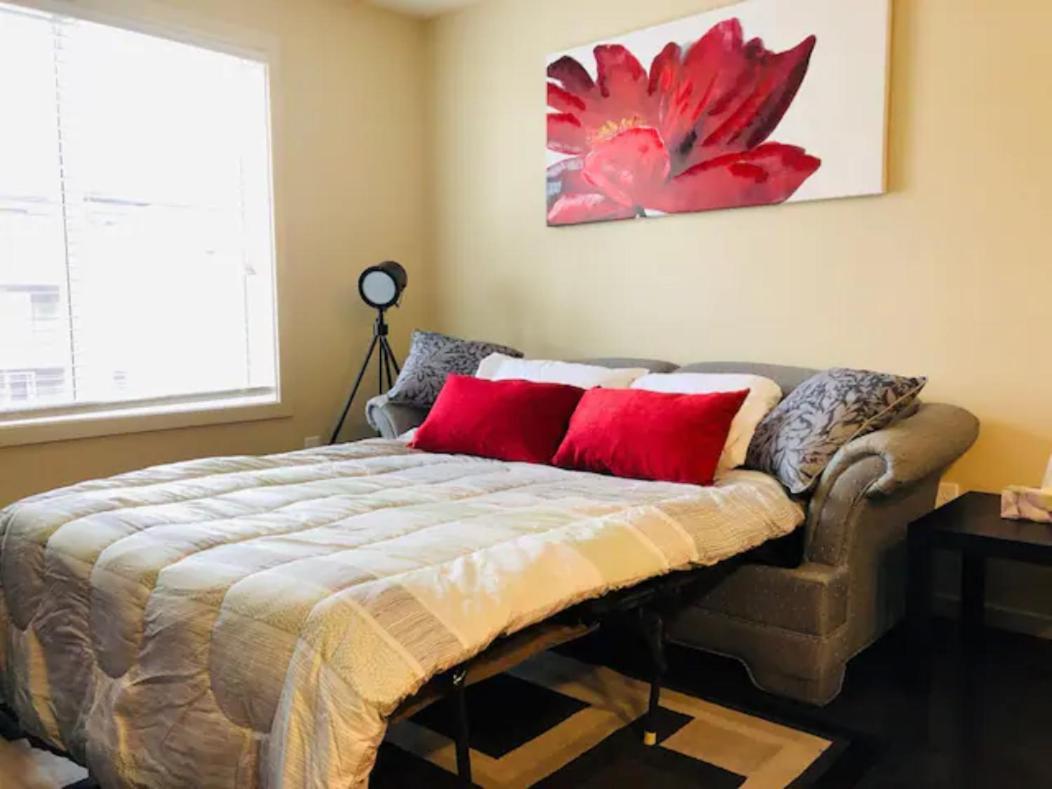 Apartment Executive Winderemere I Secure Ug Parking I Wifi!
